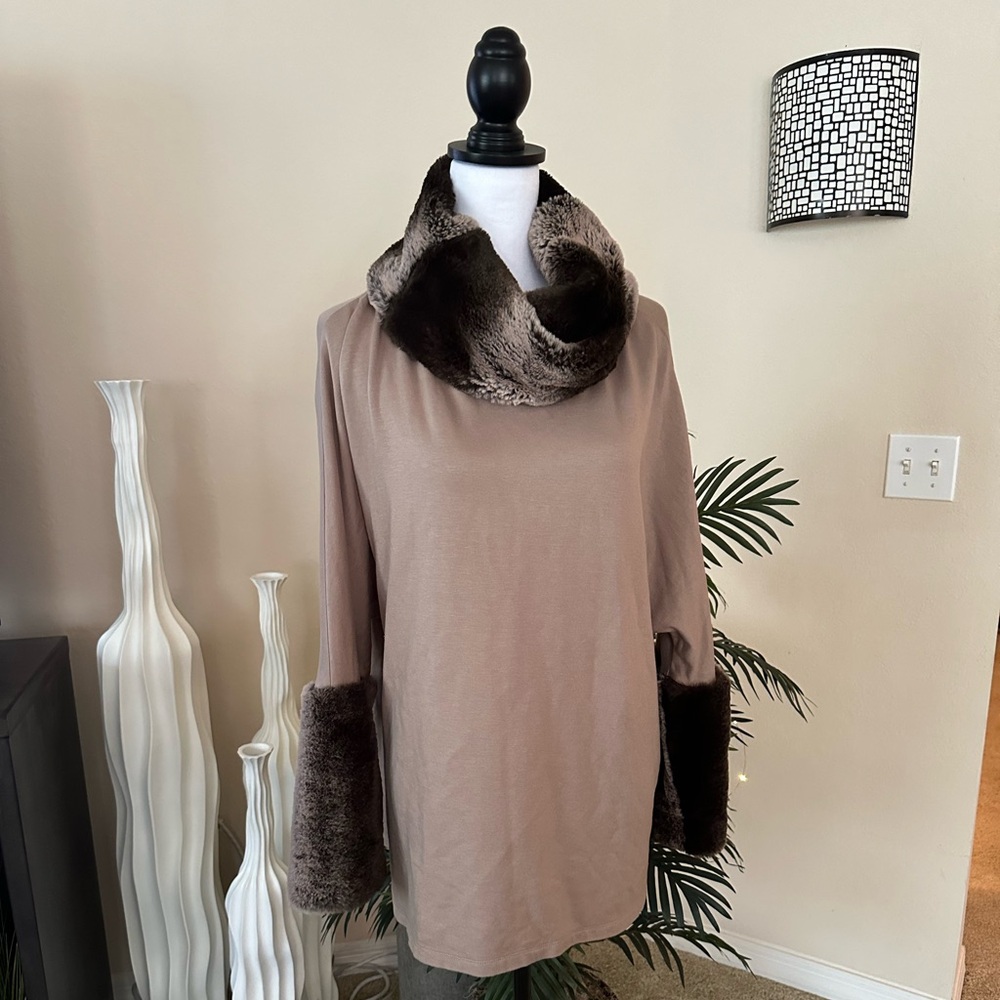 Philosophy Cape with Faux Fur NWOT